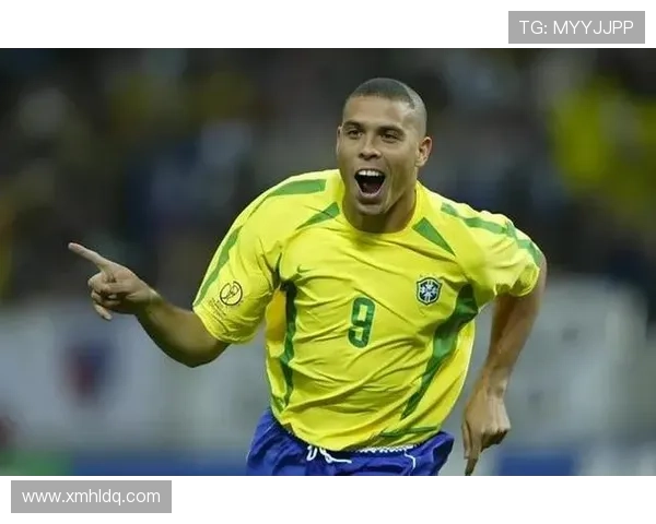 罗字在名的足球巨星解析及其成就与影响力的深度分析